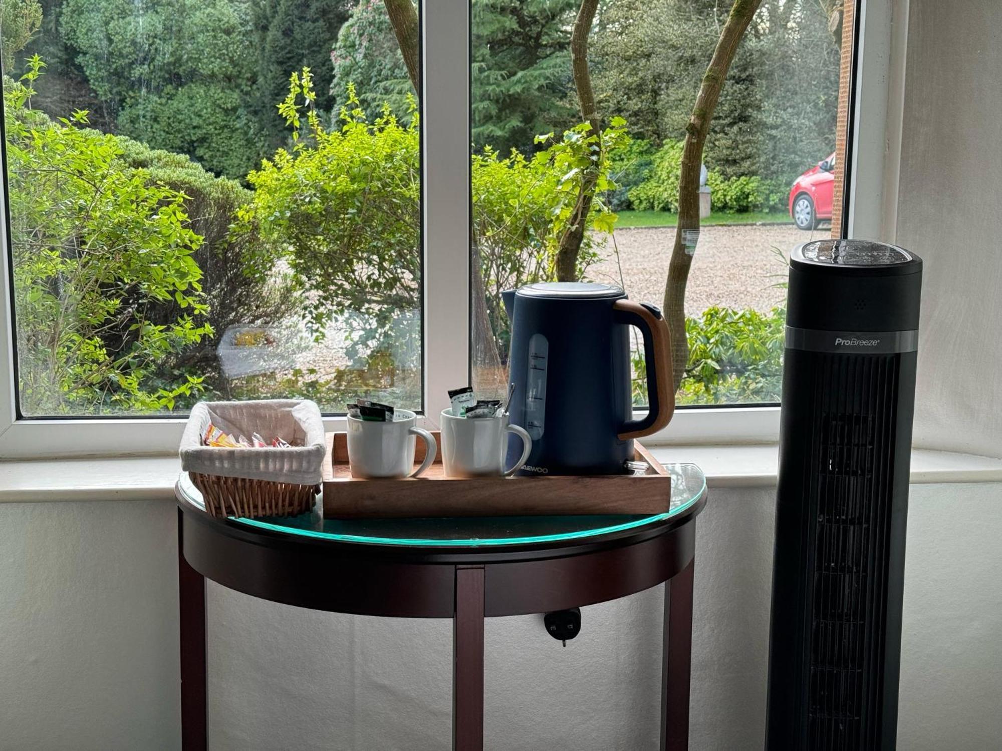 Tre-Ysgawen Hall & Spa Llangefni Exteriör bild